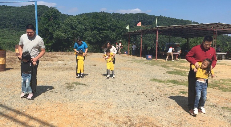 遠恒佳花園幼兒園中二班社會實踐活動——深圳市老虎溝生態(tài)農場一日游