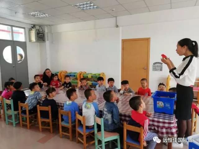 遠恒佳國際教育城專業(yè)師資入駐各幼兒園——樂高、沙畫興趣班正式開課啦！